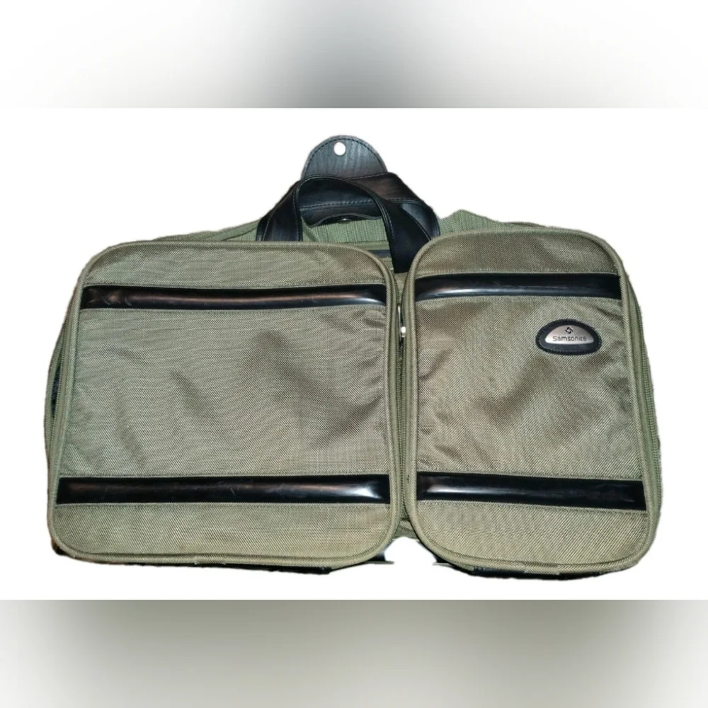 Samsonite 24 inch 7 Compartment Carry On/Briefcase Mesh Lining Forrest Green